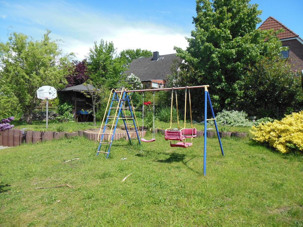 Ferienwohnung Familie Huebner 뤼베크 외부 사진